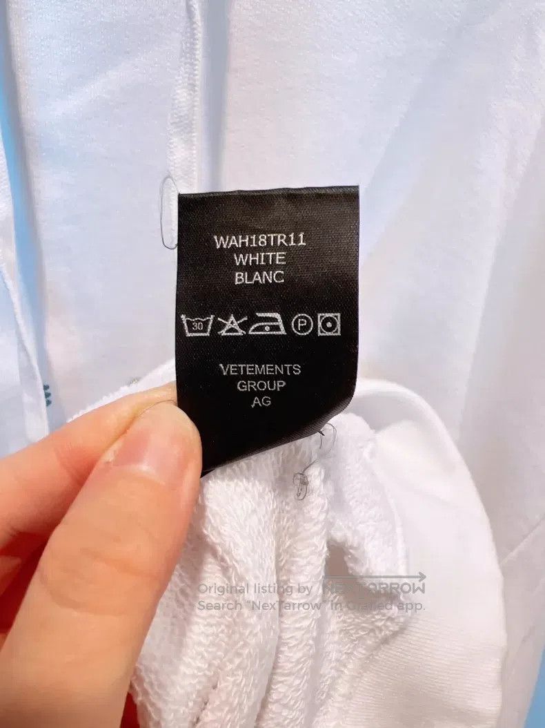 Vetements Vetements Rainbow Embroidered Letter White Hooded Sweatshi Size US XS / EU 42 / 0 - 9 Thumbnail