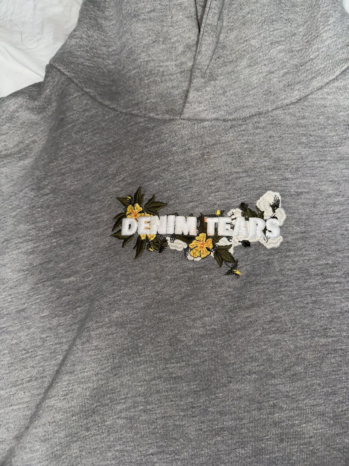 DENIM TEARS Denim Tears Embroidered Logo Hoodie Grey Size US L / EU 52-54 / 3 - 2 Thumbnail