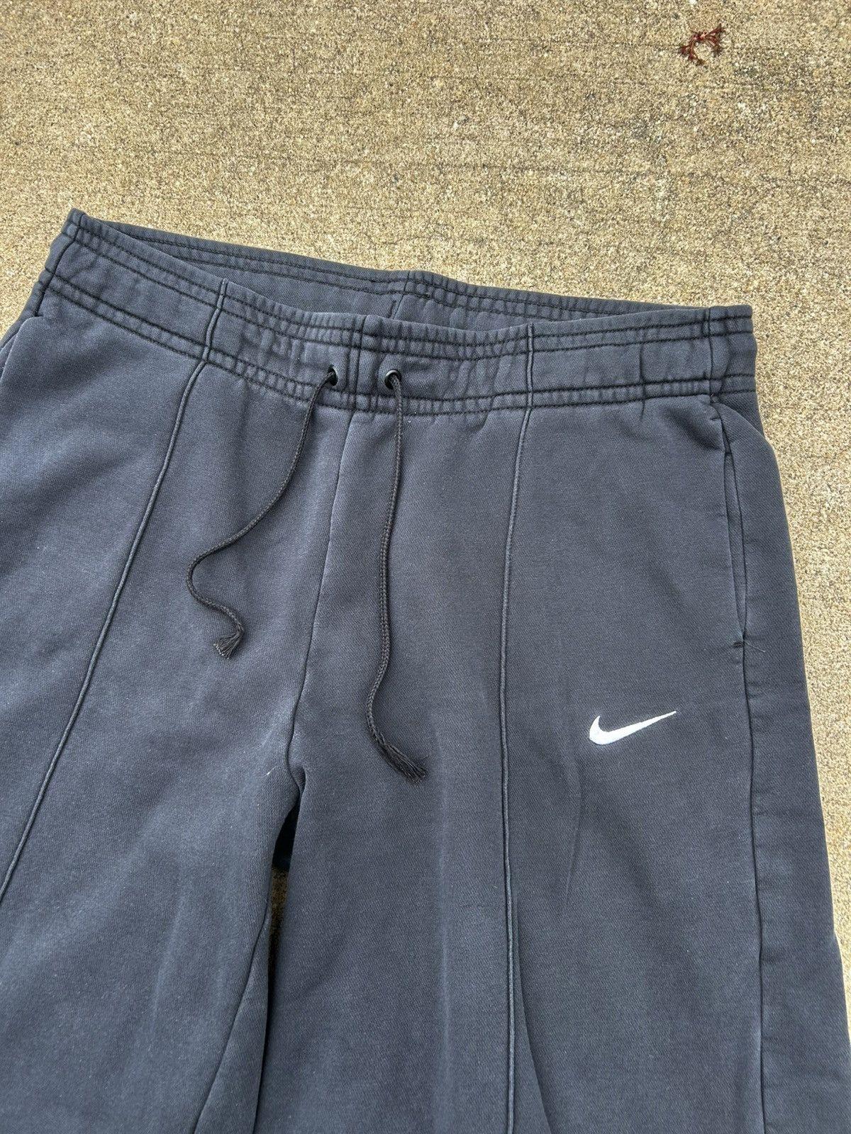 Nike BAGGY Y2K NIKE PLEATED CUSTOM SWEATPANTS Size US 36 / EU 52 - 2 Thumbnail