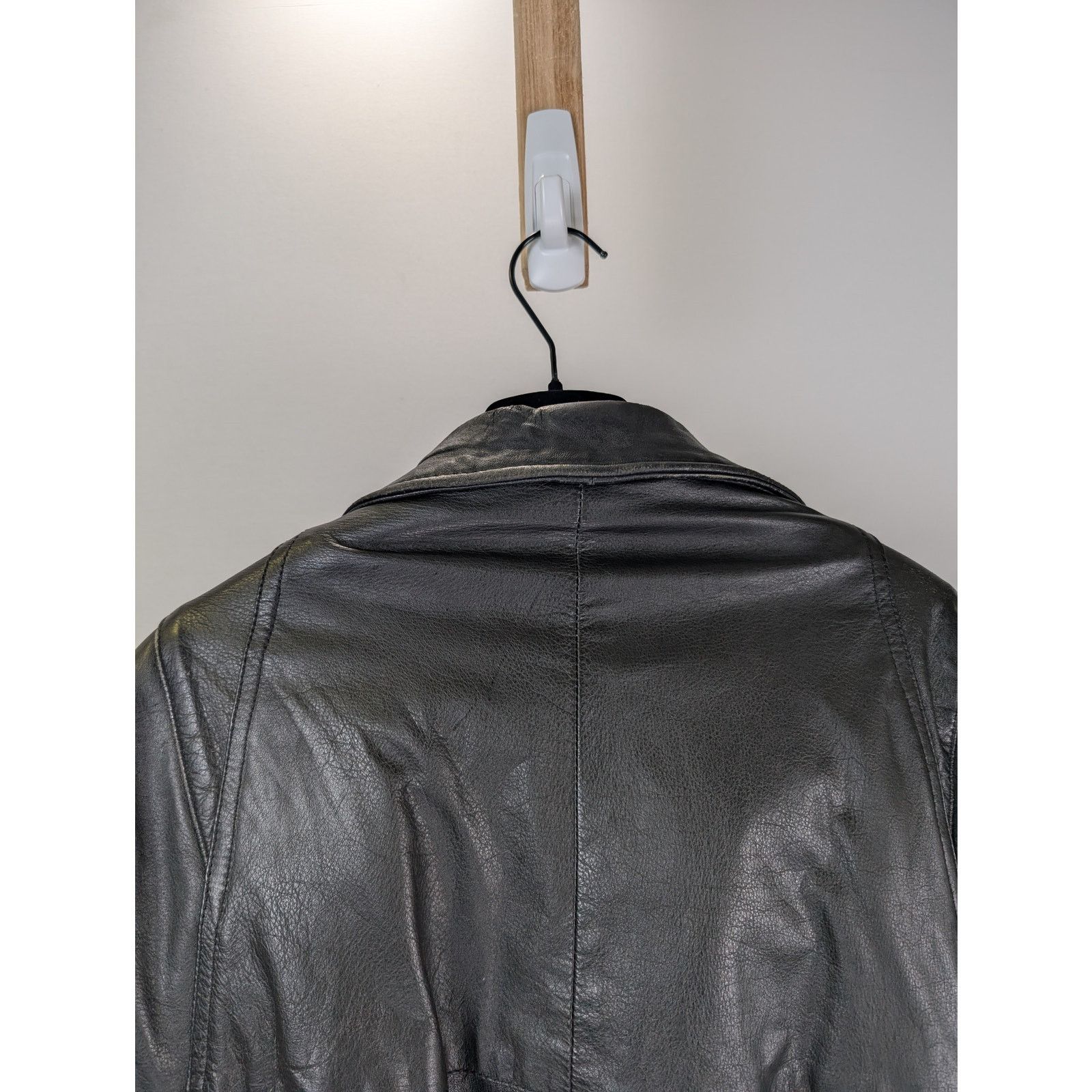 Balenciaga o1rshd1 Upcycled Biker Jacket in Black Size US M / EU 48-50 / 2 - 15 Thumbnail