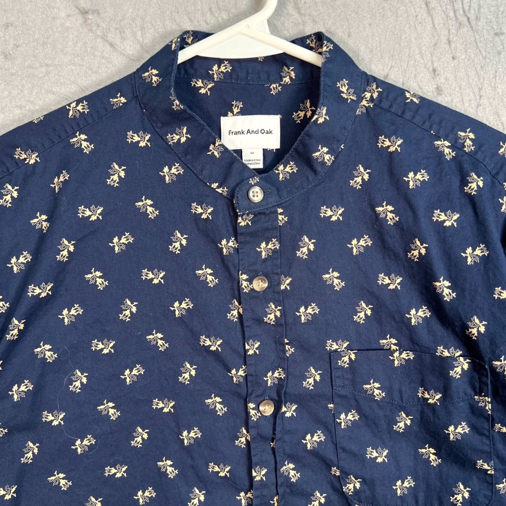 Frank And Oak Frank & Oak Shirt Mens Medium Navy Blue Floral Print Cotton Button-Up Shirt Size US M / EU 48-50 / 2 - 5 Thumbnail