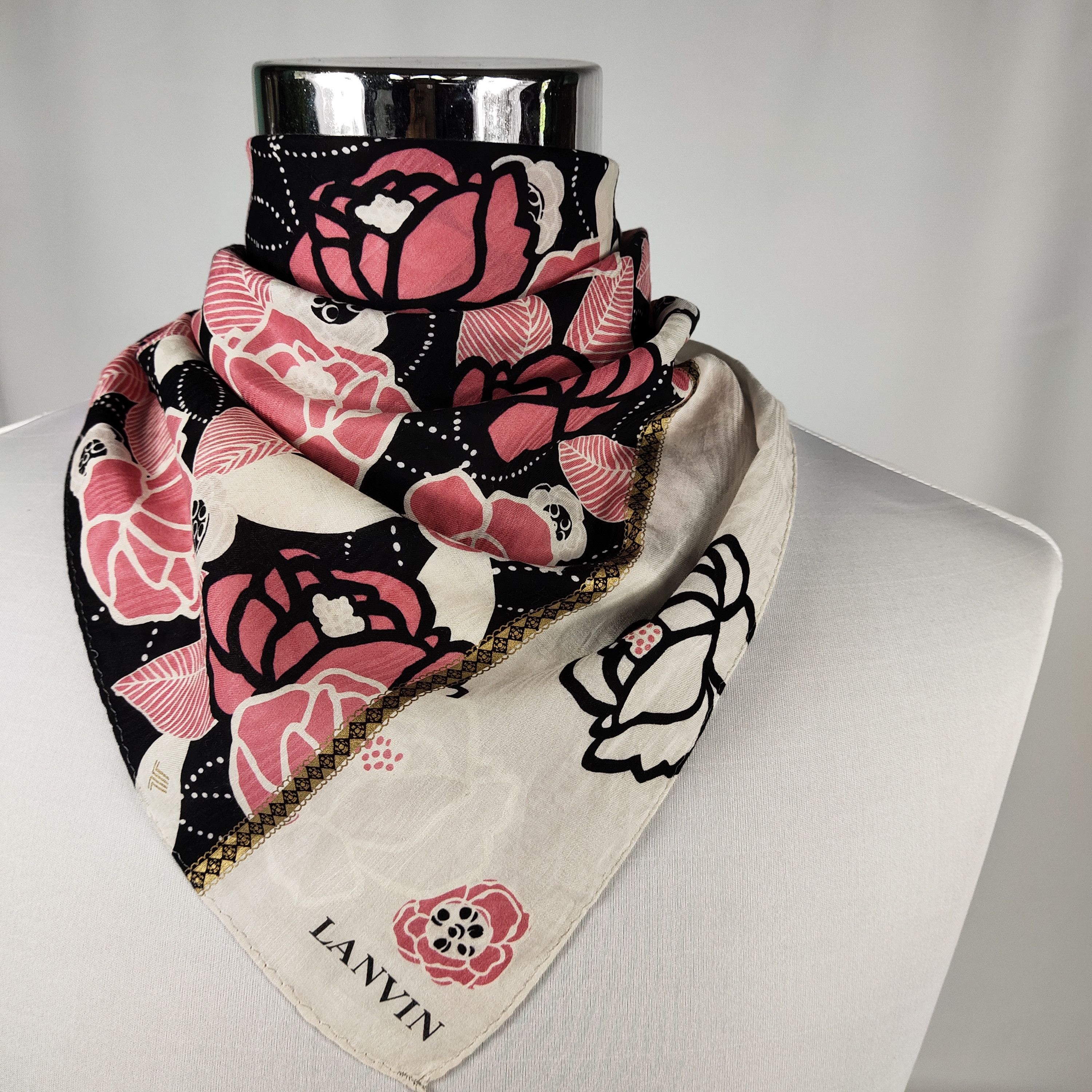 Lanvin Handkerchief / Bandana / Neckerchief FZ106