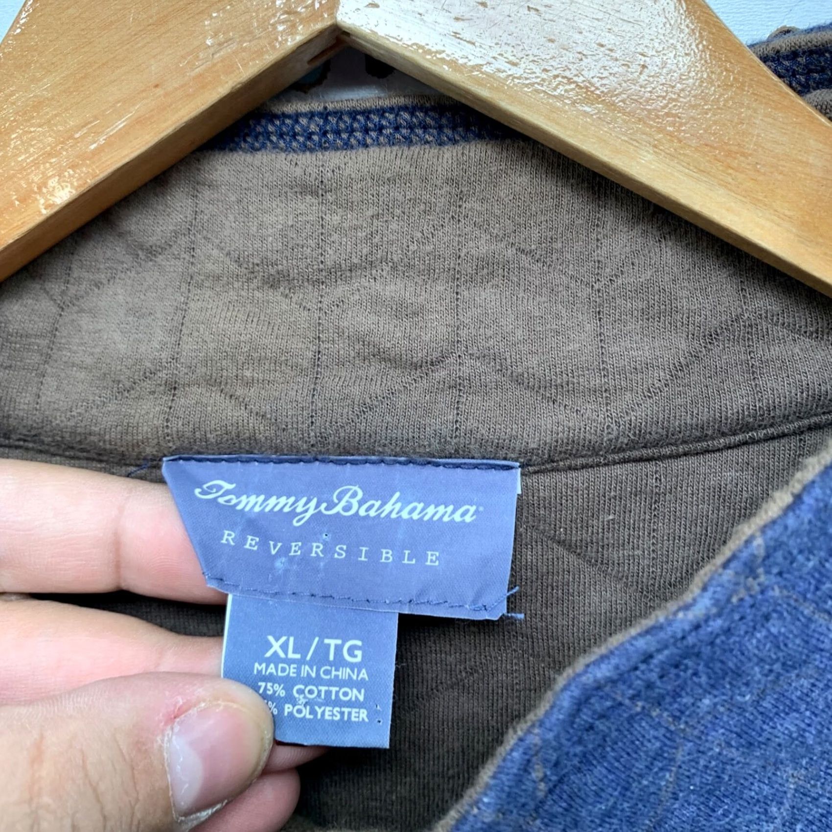 Tommy Bahama Tommy Bahama Sweater Mens XL Reversible 1/4 Zip Pullover Blue Brown Size US XL / EU 56 / 4 - 3 Thumbnail