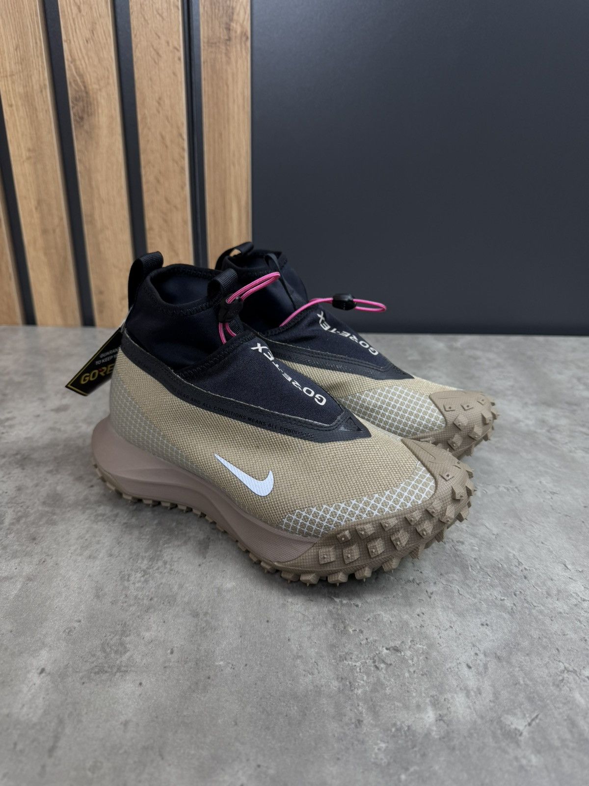Nike ACG Nike ACG Mountain Fly Gore-Tex Khaki Size 35.5 Size US 5.5 / IT 35.5 - 4 Thumbnail