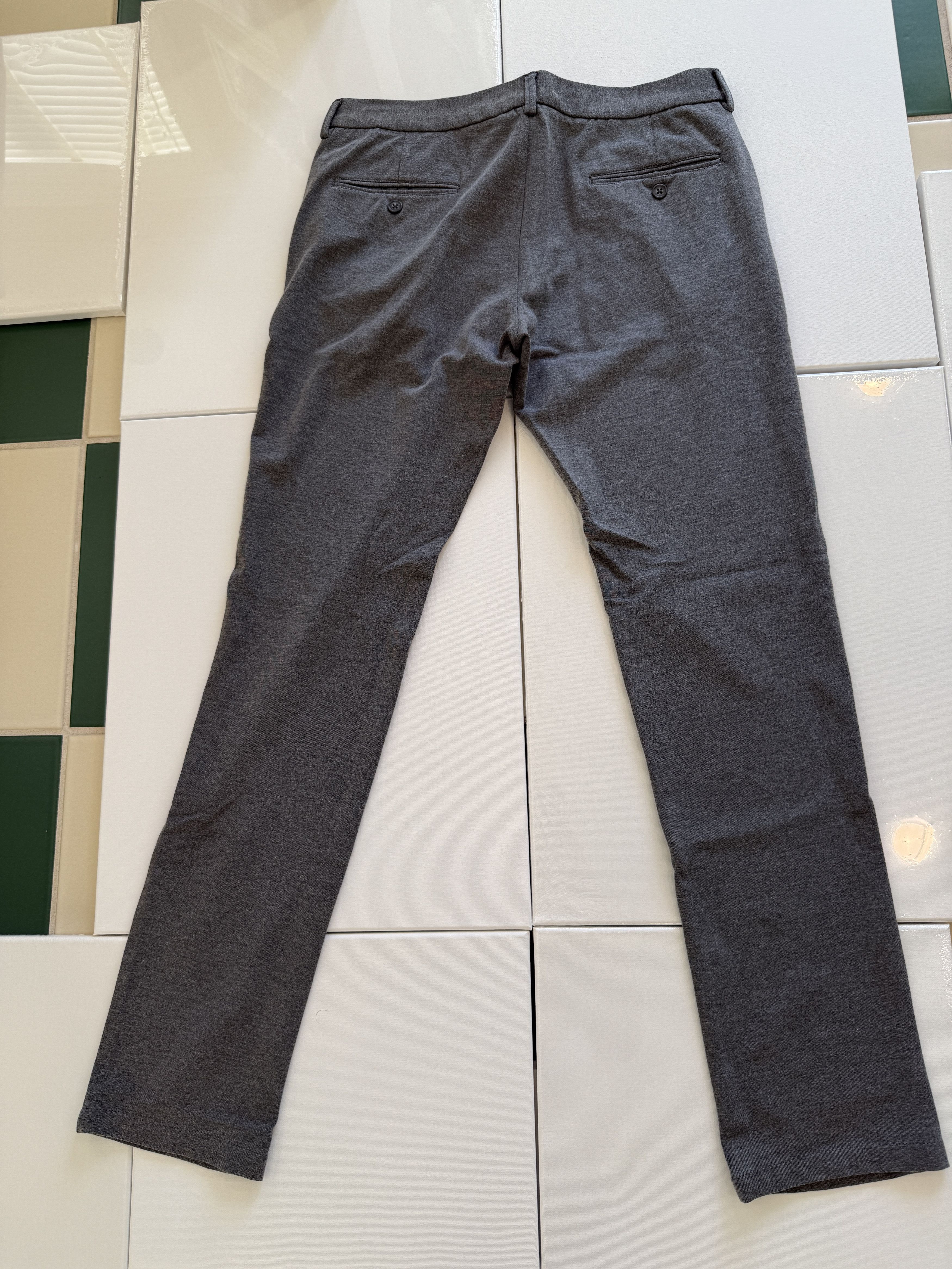 Barneys New York Barneys New York Men's Gray Dress Pants - Size 34 Size US 34 / EU 50 - 2 Thumbnail