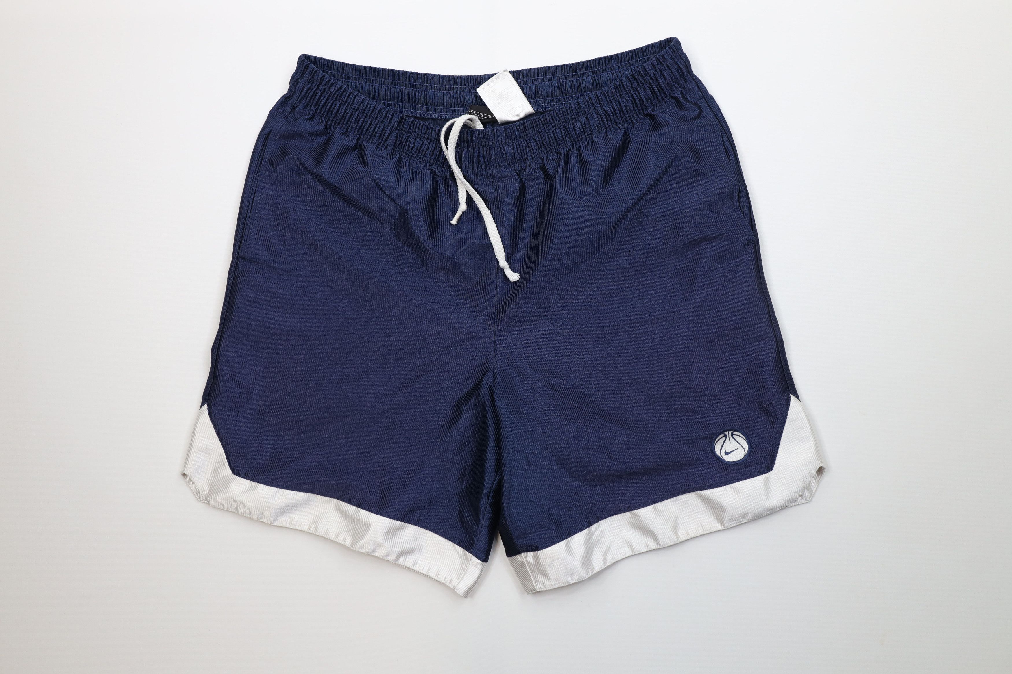 Nike Vintage Nike Swoosh Heavyweight Dazzle Basketball Shorts Size US 36 / EU 52 - 1 Thumbnail