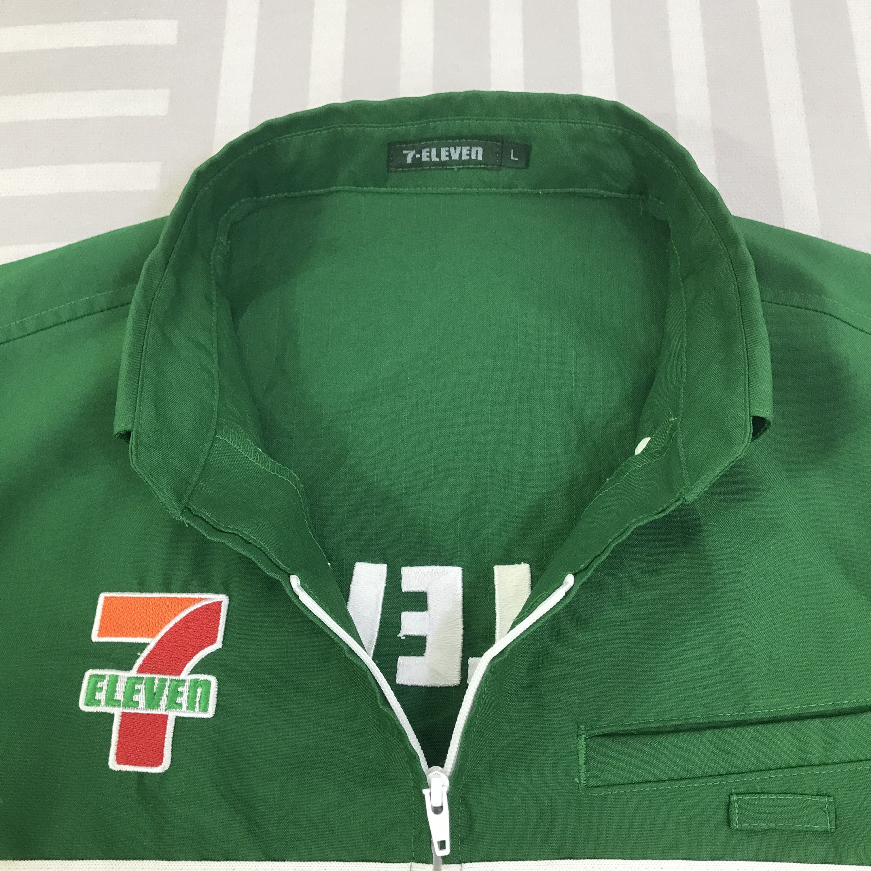 Japanese Brand Vintage 7 Eleven Worker Jacket K132B14 Size US L / EU 52-54 / 3 - 5 Thumbnail