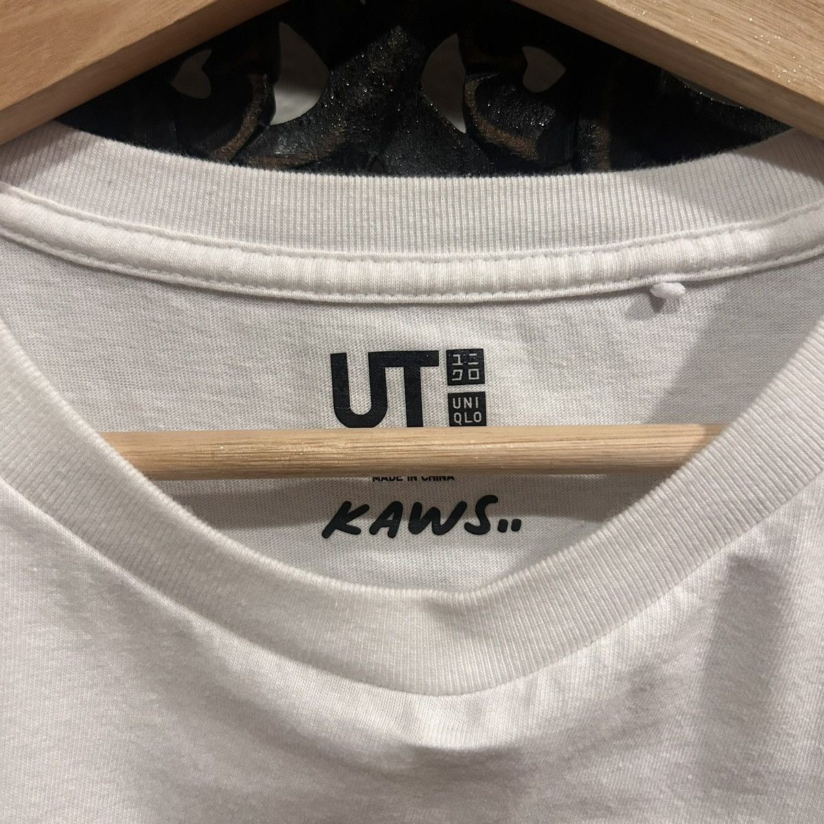 Kaws × Uniqlo UNIQLO x Kaws Anatomy Tee Size US M / EU 48-50 / 2 - 5 Thumbnail
