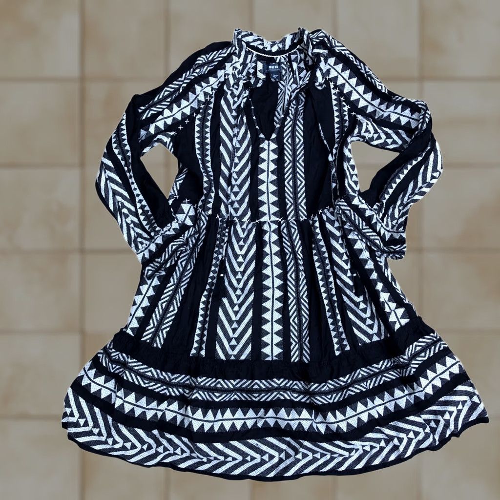 Anthropologie MAEVE BY ANTHROPOLOGIE Boho Aztec Dress Women's XS Black Long Sleeve Flowy Size XS / US 0-2 / IT 36-38 - 1 Thumbnail