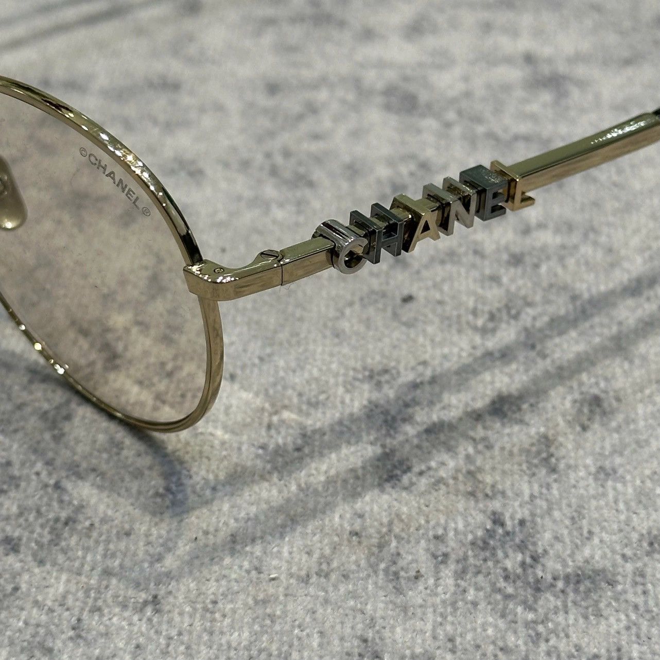 Chanel CHANEL 0CH4282 C485M4 Sunglasses Size ONE SIZE - 2 Thumbnail