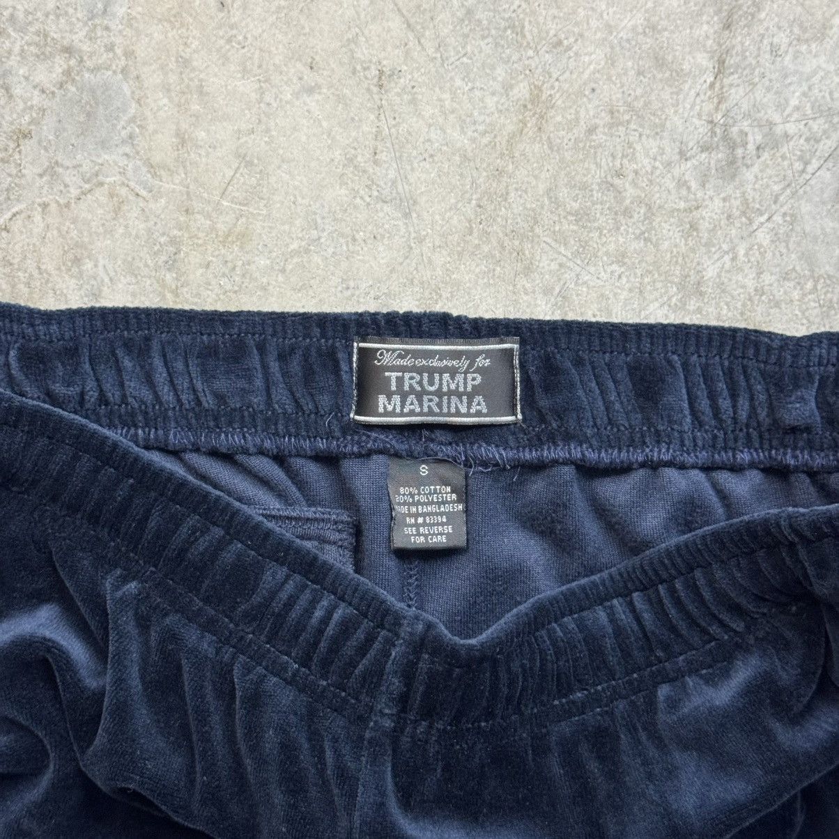 Vintage Vintage 90s Y2K Baggy Velour Track Pants Navy Side Stripe Size US 30 / EU 46 - 3 Thumbnail