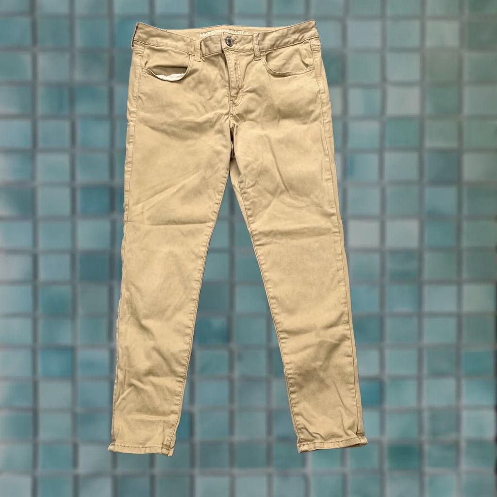 American Eagle Outfitters VINTAGE? No. American Eagle Outfitters Jeans Womens 12 Beige Jegging Super Stretch X Preppy Shirt? Size 34" / US 12 / IT 48 - 1 Thumbnail