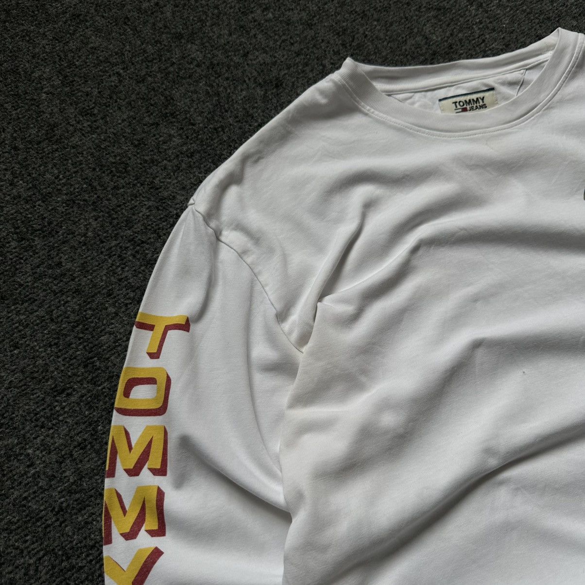 Tommy Jeans VTG Mans Tommy Jeans Size M Y2K Long-sleeve T-shirts Cotton Size US M / EU 48-50 / 2 - 10 Thumbnail
