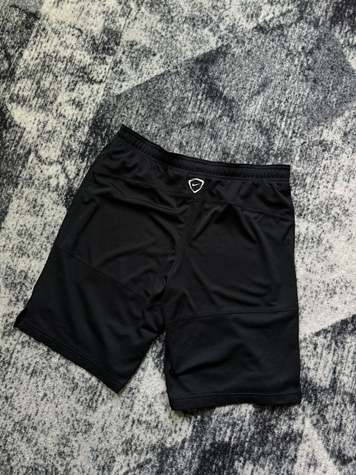 Nike × Vintage Vintage Vike Football Shorts Dri-fit Swoosh Black Y2K 90s Size US 32 / EU 48 - 6 Thumbnail
