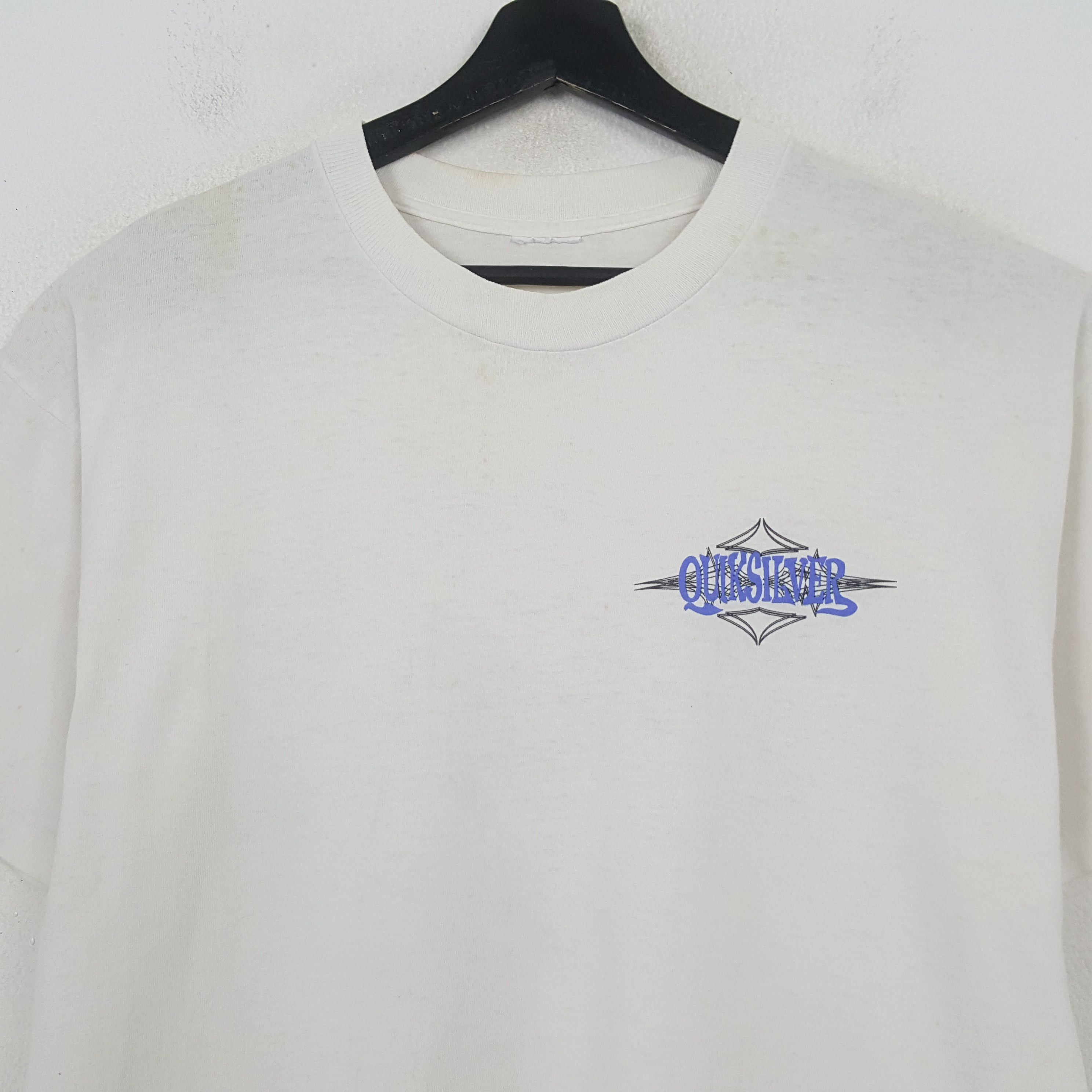 Vintage Quiksilver Surfing Brand Vintage Tshirt RR26 Size US M / EU 48-50 / 2 - 4 Thumbnail