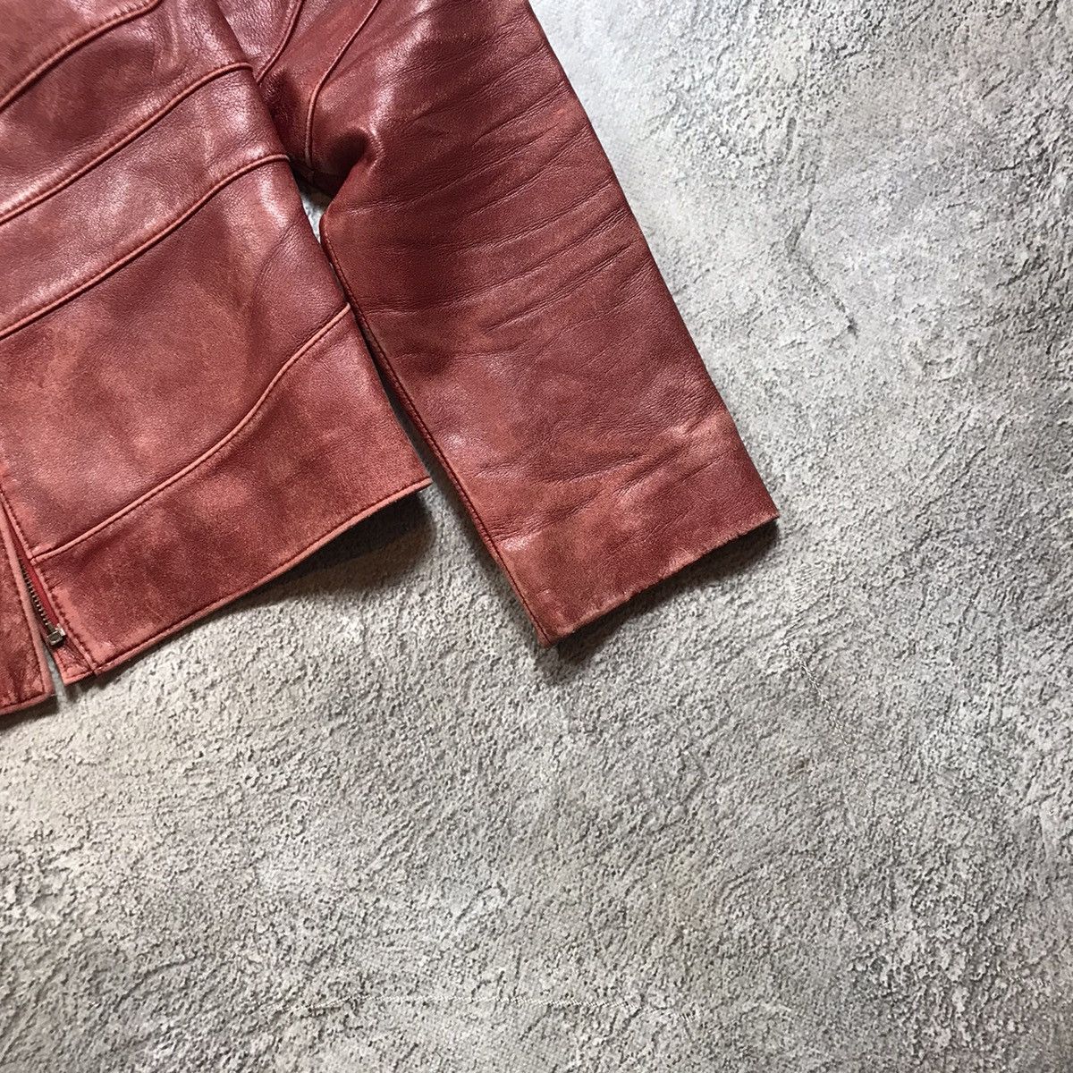 Vintage Vintage Y2K Burgundy Leather Jacket Streetwear Grunge Logo L Size L / US 10 / IT 46 - 5 Thumbnail