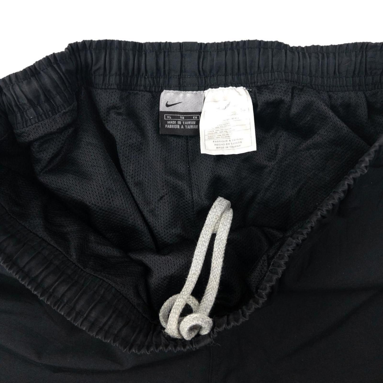 Nike Vintage Nike Tracksuit Bottoms Size XL Size US 36 / EU 52 - 5 Thumbnail