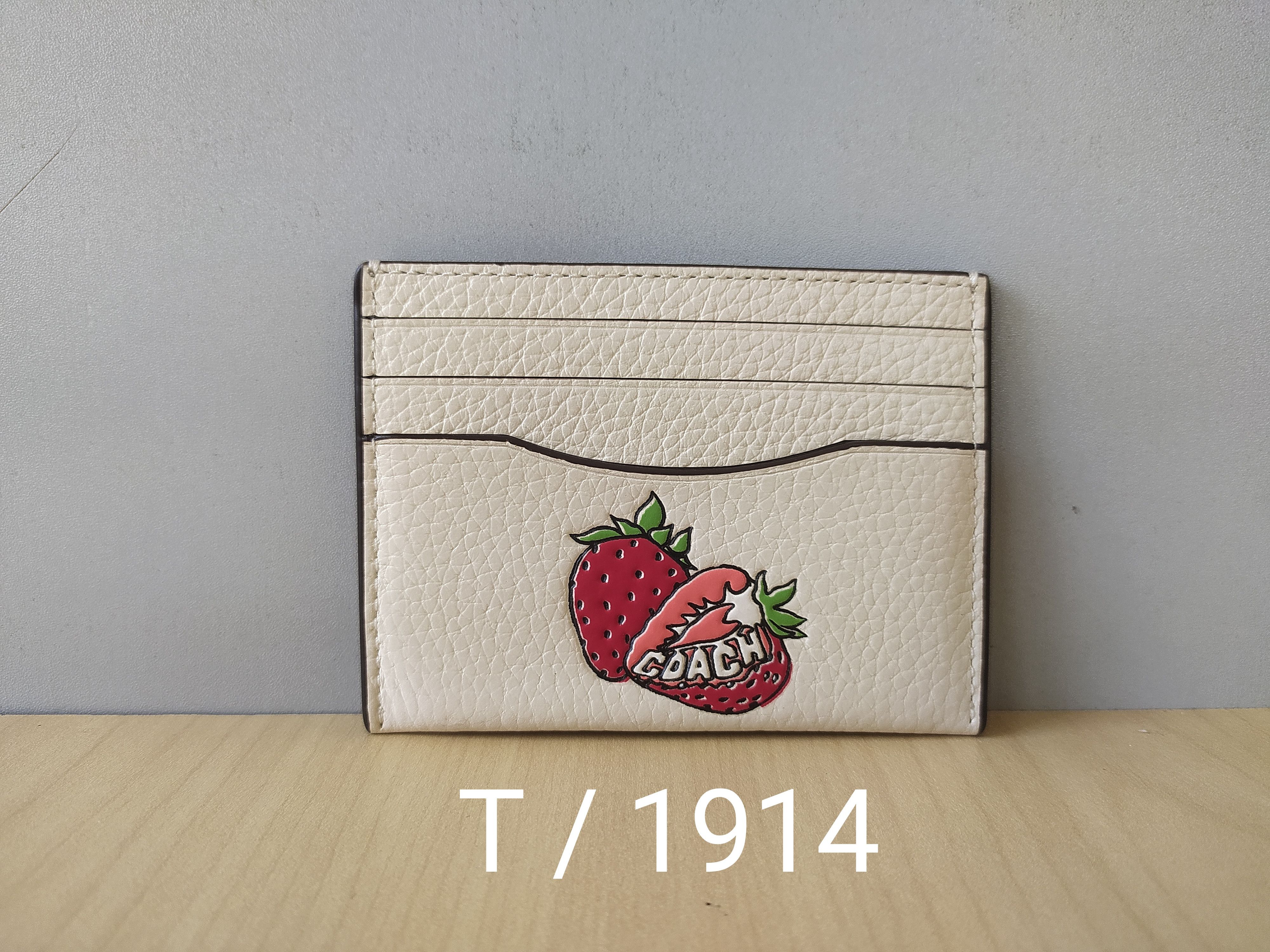 Coach Coach Pebbled Leather Card/ID Holder Free Shipping T/1914 Size ONE SIZE - 11 Thumbnail