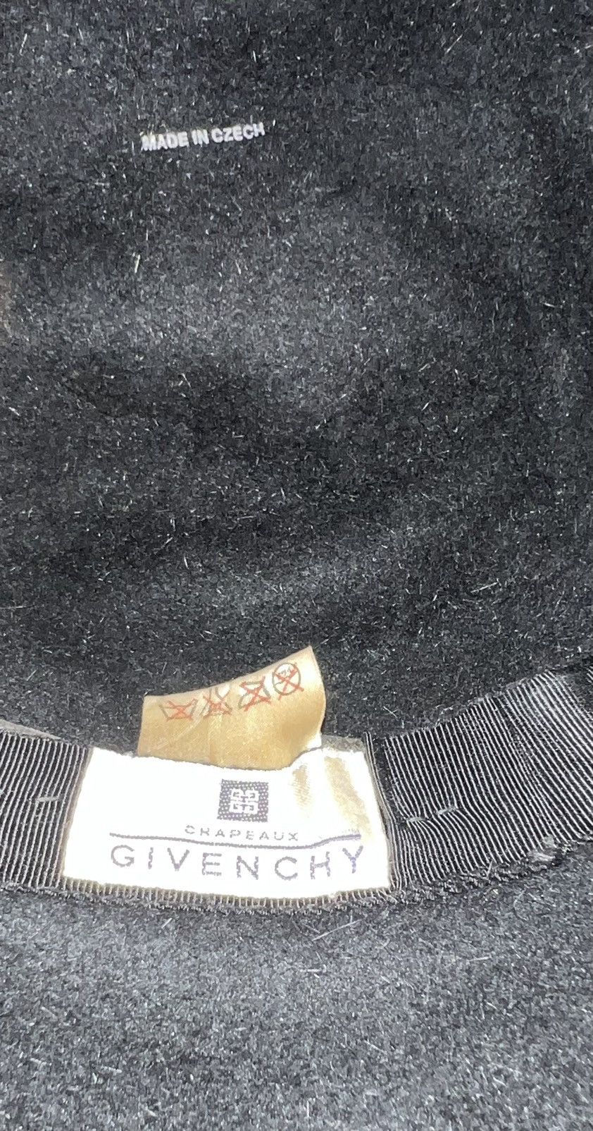 Givenchy Rare vintage Givenchy wool bucket hat 🎩🖤 Size ONE SIZE - 11 Thumbnail