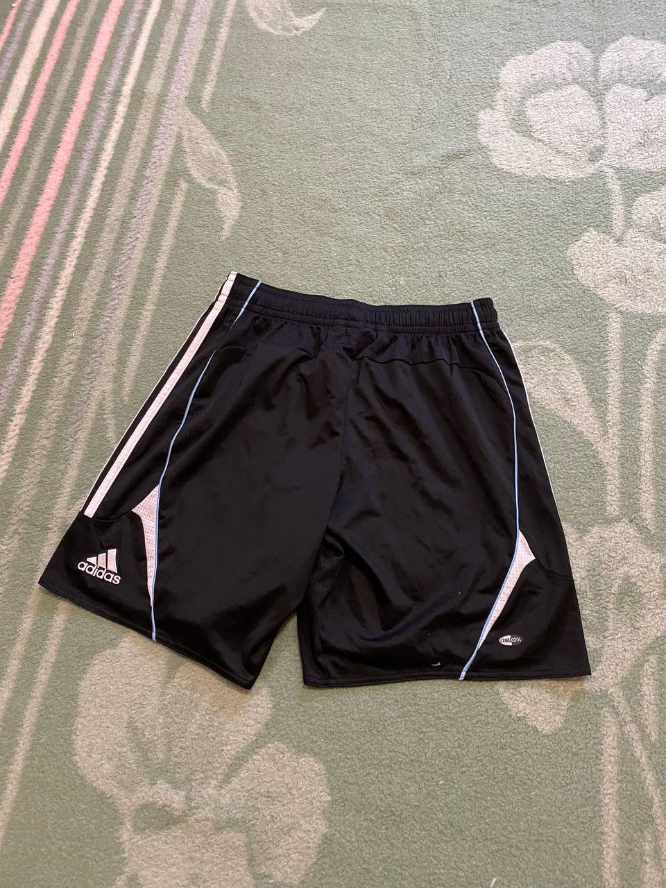 Adidas Vintage Adidas shorts streetwear y2k Size US 36 / EU 52 - 12 Thumbnail