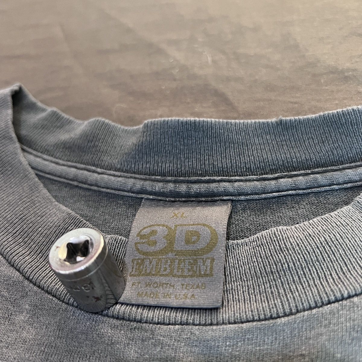 Vintage Vintage 90s 3D Emblem Cougar Tee XL Faded Size US XL / EU 56 / 4 - 9 Thumbnail