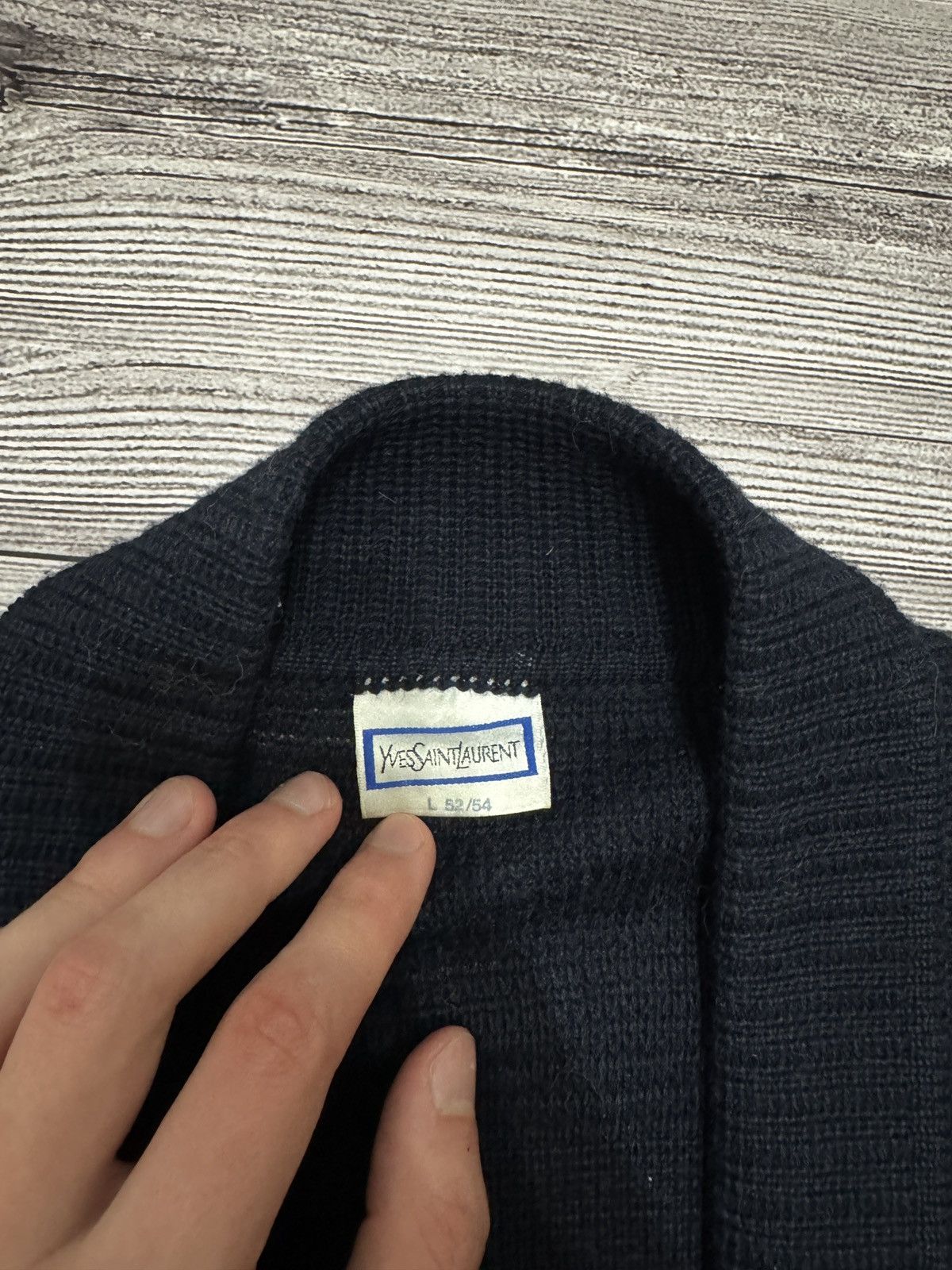 Yves Saint Laurent Vintage Yves Saint Laurent Wool Blend Cardigan Navy Size US L / EU 52-54 / 3 - 4 Thumbnail
