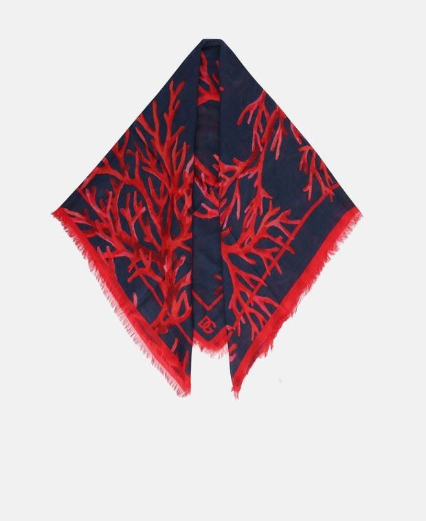 Square scarf