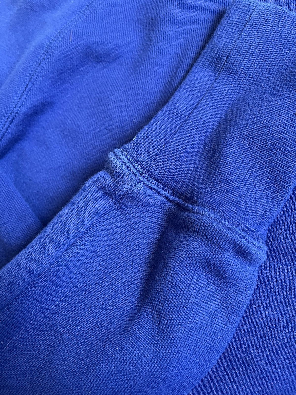 Nike Vintage Nike Y2K Blue Cotton Hoodie Big Velour Logo Size M Size US M / EU 48-50 / 2 - 11 Thumbnail