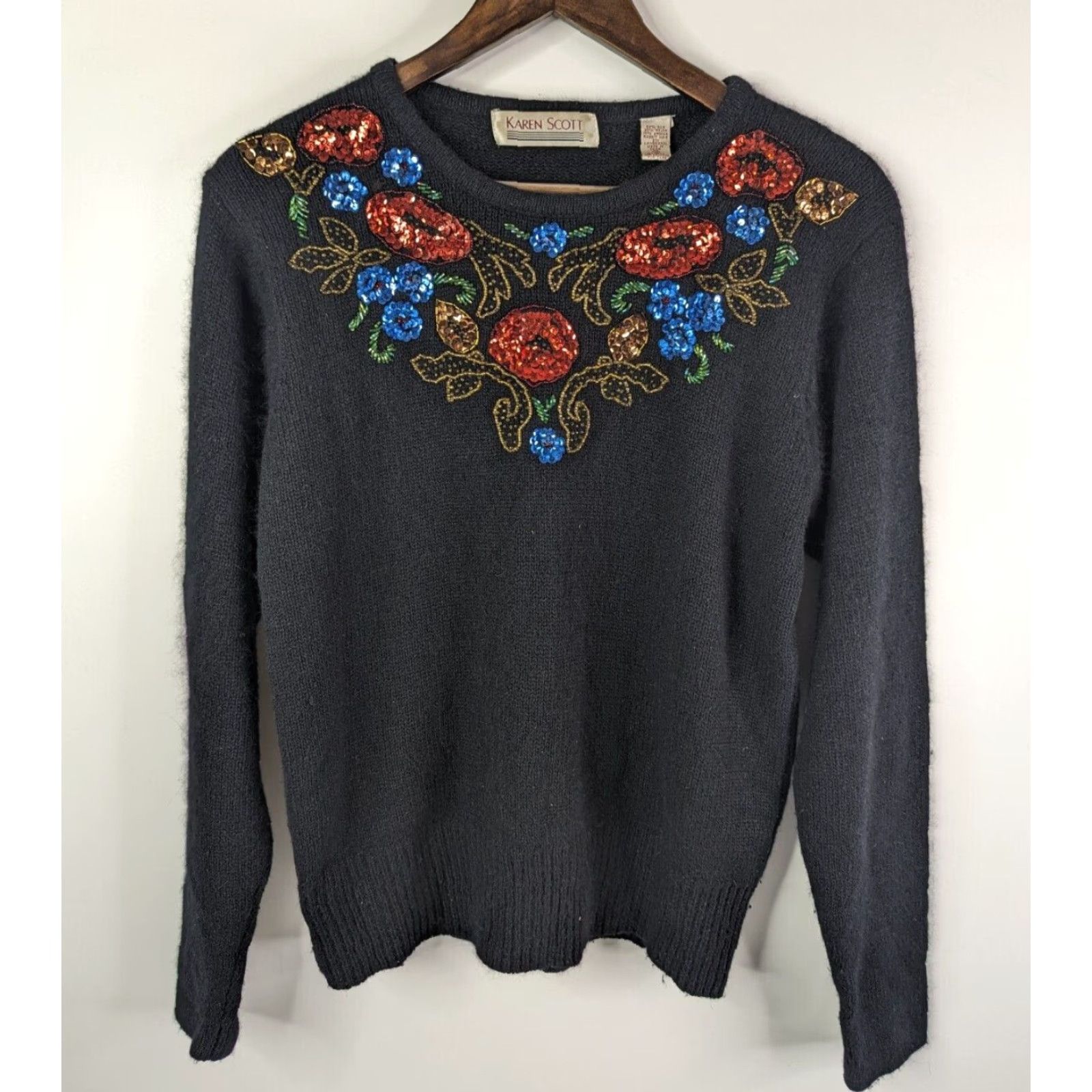 Vintage VINTAGE Karen Scott II Beaded Sequin Floral Sweater Silk Angora Blend Sz Medium Size M / US 6-8 / IT 42-44 - 2 Thumbnail