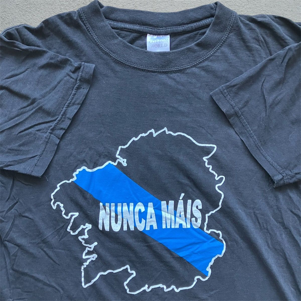 Other VTG Nunca Máis Tee Shirt Spain environmental protest group Size US M / EU 48-50 / 2 - 1 Thumbnail