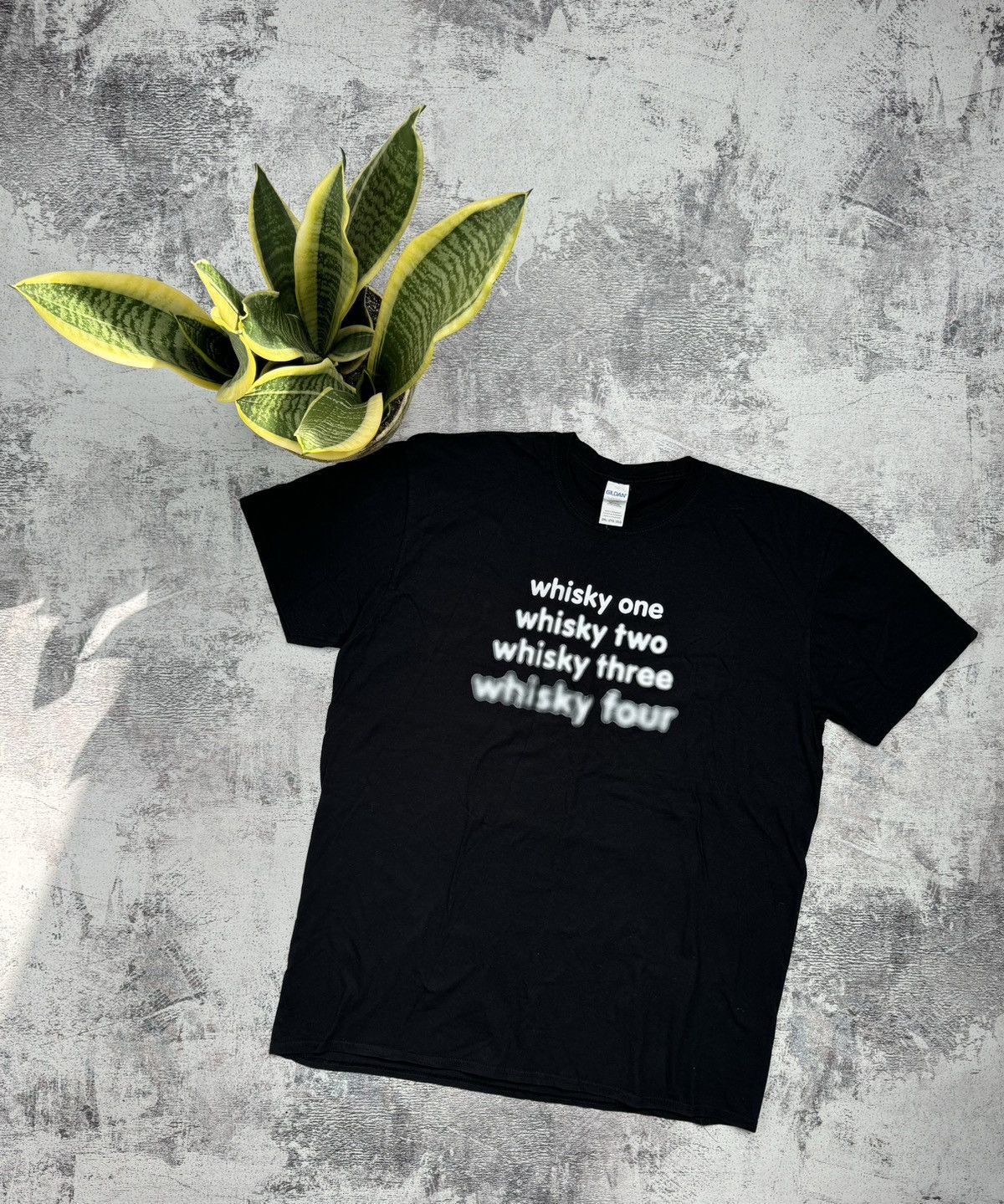 Vintage Vintage Gildan Humor Joke Whisky one whisky two..." T-Shirt Size US XXL / EU 58 / 5 - 1 Thumbnail