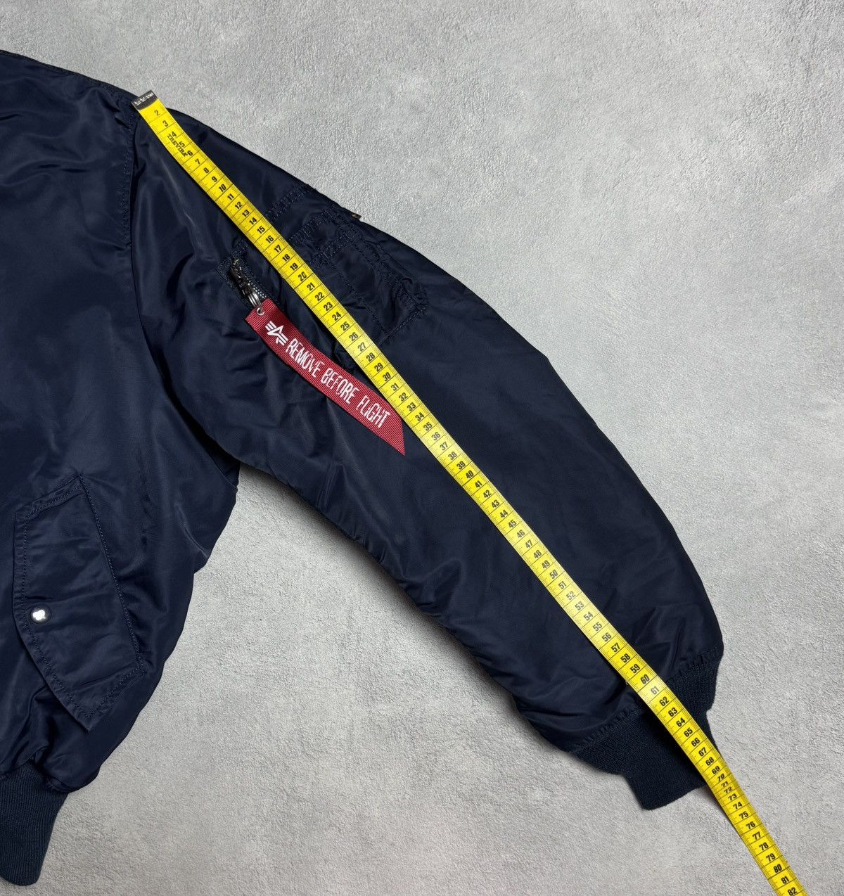 Alpha Industries Alpha Industries MA-1 Bomber Flight Jacket Vintage 1990s Size US L / EU 52-54 / 3 - 18 Thumbnail