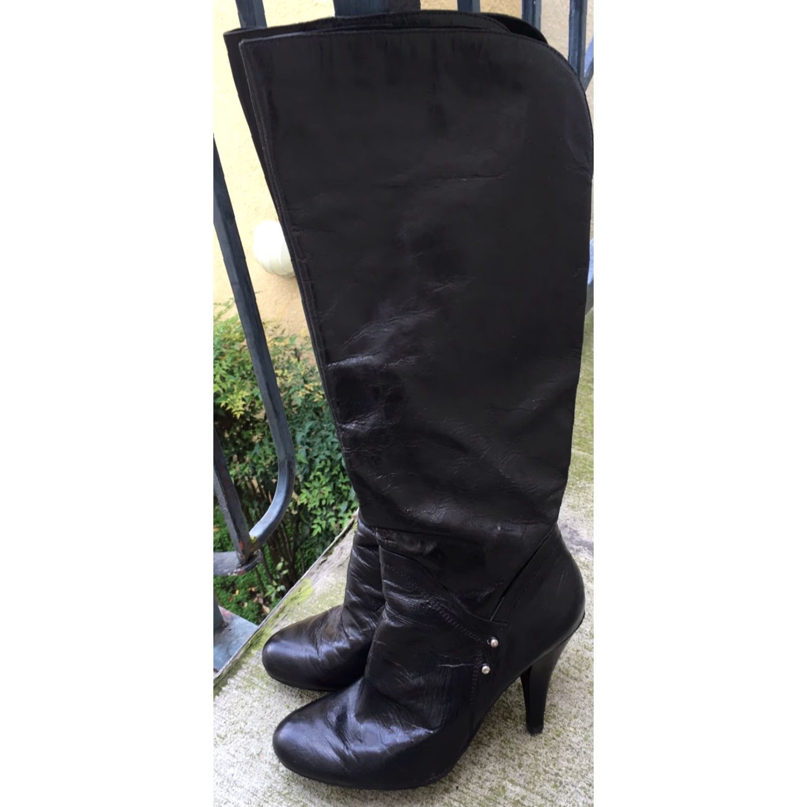 Nine West VINTAGE Nine West Black Leather Distressed Knee High Boots M Size US 8 / IT 38 - 2 Thumbnail