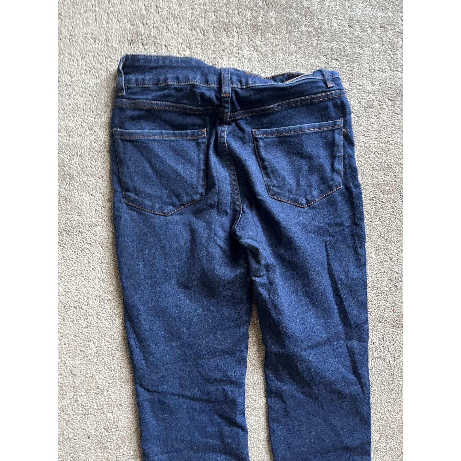 Vintage Tahari Jeans Women's Denim 6 Slim Mid Rise Classic Skinny Blue 5-Pocket Shaping Stretch Slimming Pockets Logo Tahari Jeans Kelly Classic Skinny Womens Size 28" / US 6 / IT 42 - 4 Thumbnail