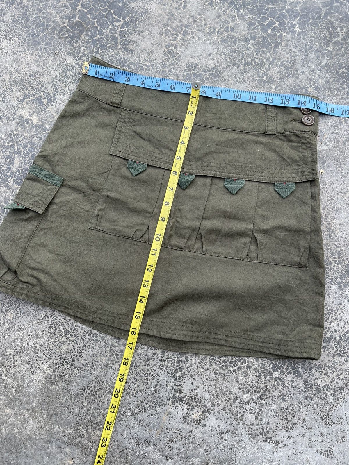 Issey Miyake × Sunao Kuwahara SunaoKuwahara Issey Miyake MultiPocket Utilities mini skirt Size 29" - 9 Thumbnail