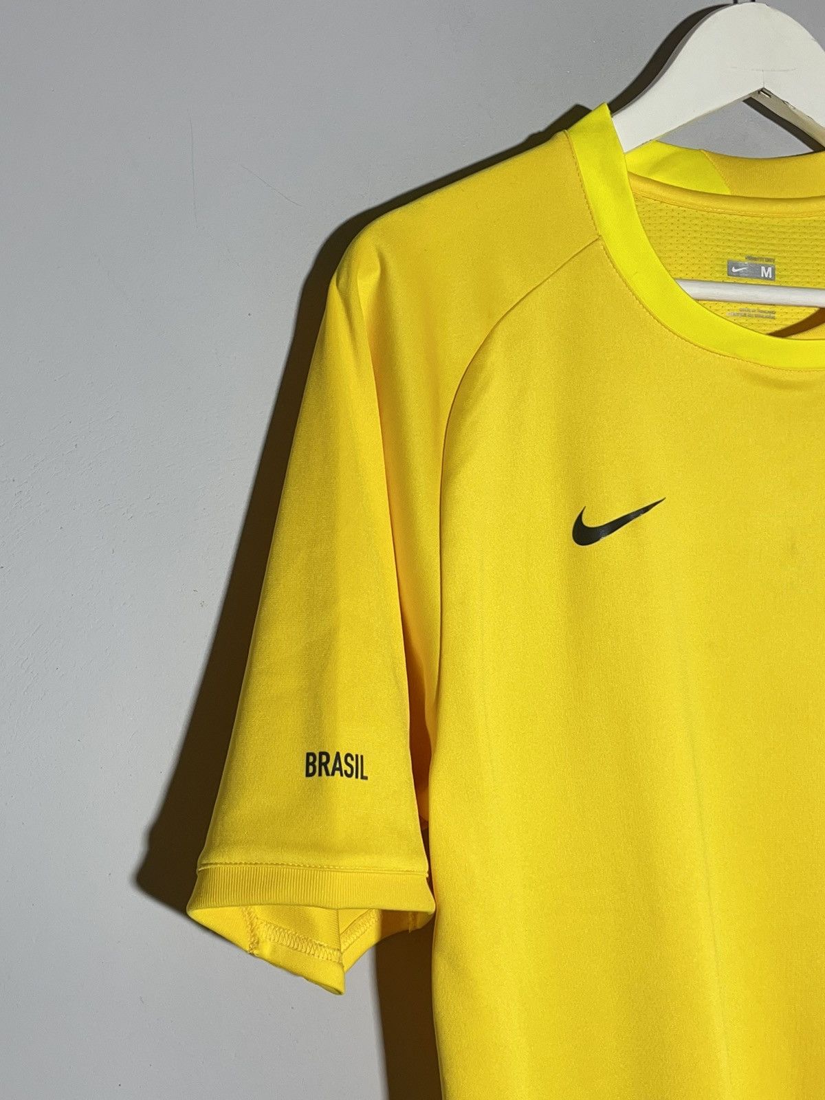Nike National Team Brazil Y2k Streetwear Training Football Shirt Size US M / EU 48-50 / 2 - 3 Thumbnail