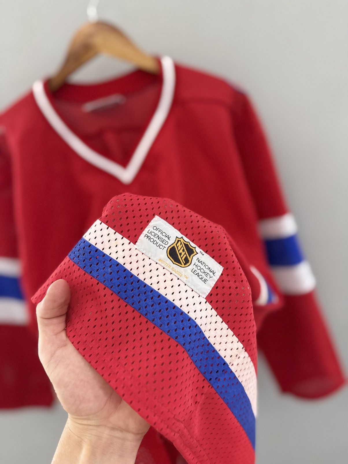 NHL Patrick Roy Montreal Canadiens CCM Heroes of Hockey Jersey Size US XL / EU 56 / 4 - 6 Thumbnail