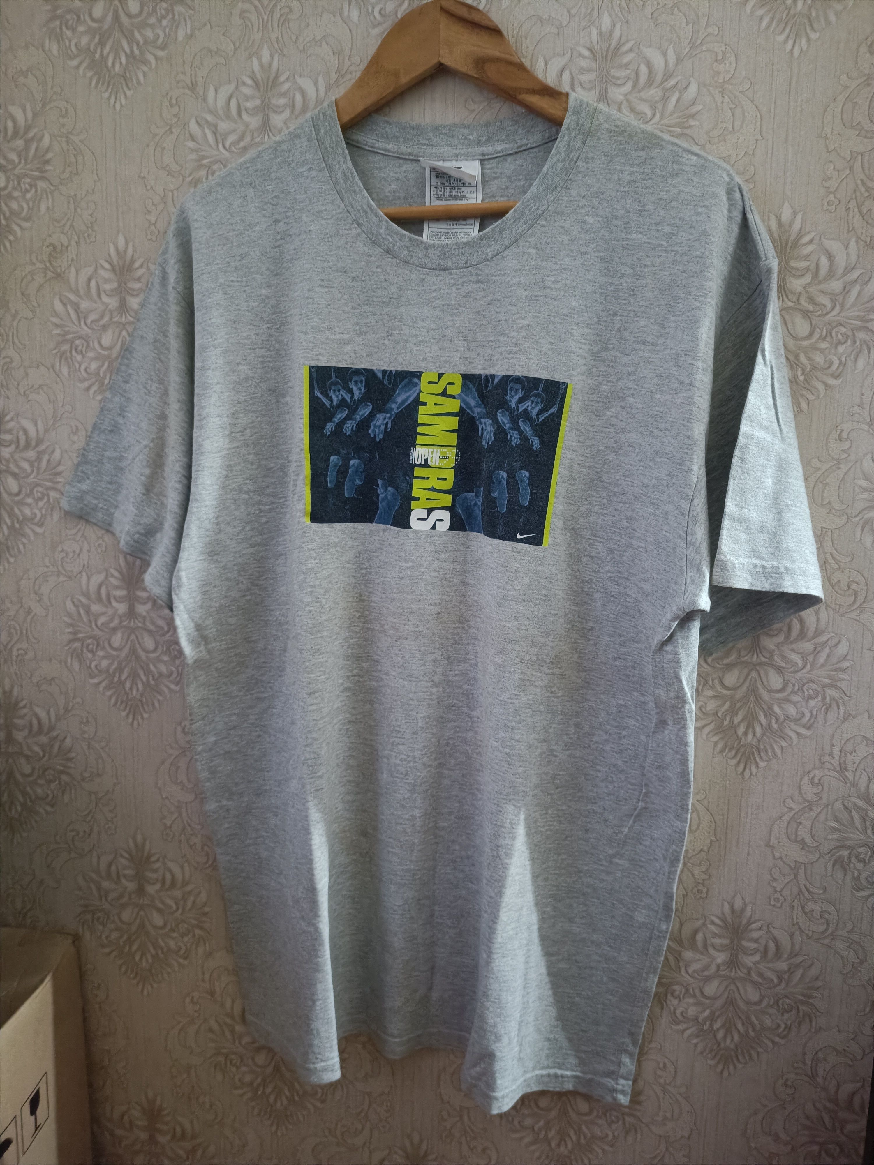 Nike ♦️Vintage Nike T Shirt Size US M / EU 48-50 / 2 - 1 Thumbnail
