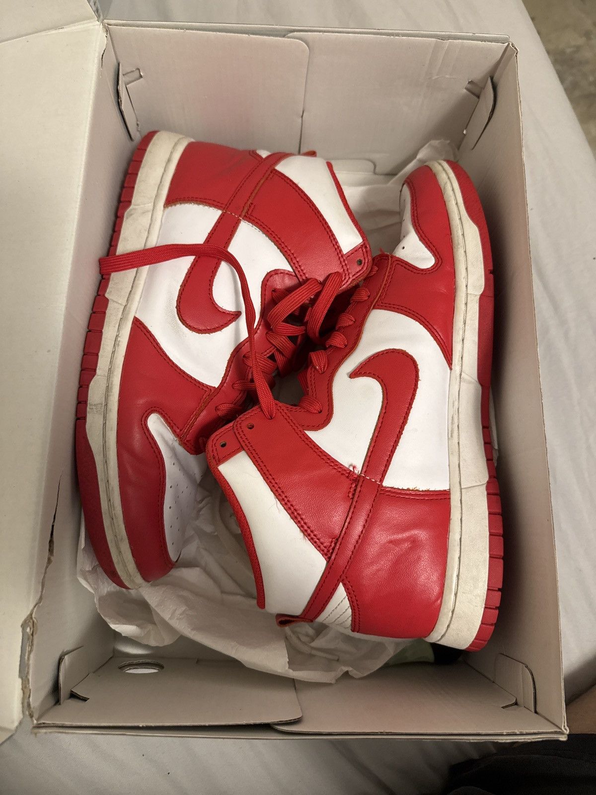 Nike Nike dunk high tops, championship white red size 11,veryworn Size US 11 / EU 44 - 9 Thumbnail