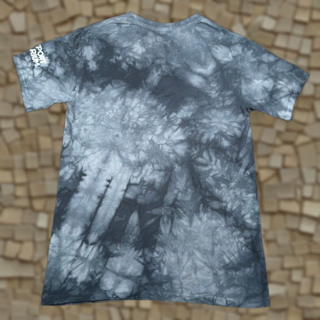 The Mountain The Mountain Great White Shark Shirt Adult SMALL Gray Tie Dye Newport Aquarium Tags Size US S / EU 44-46 / 1 - 1 Thumbnail