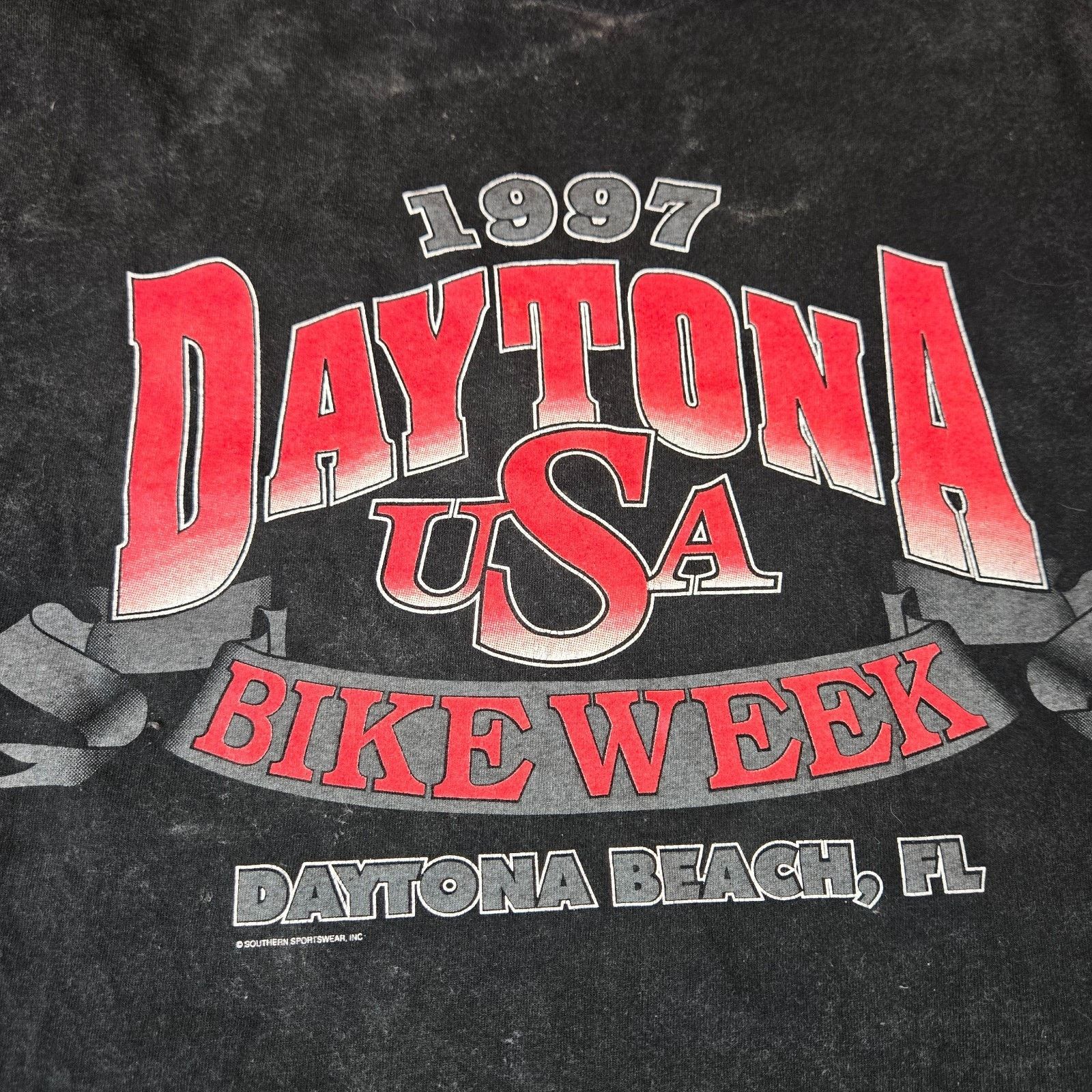 Harley Davidson 1997 Bike Week Daytona Beach T-Shirt Men’s 2XL Biker Fade Size US XXL / EU 58 / 5 - 7 Thumbnail