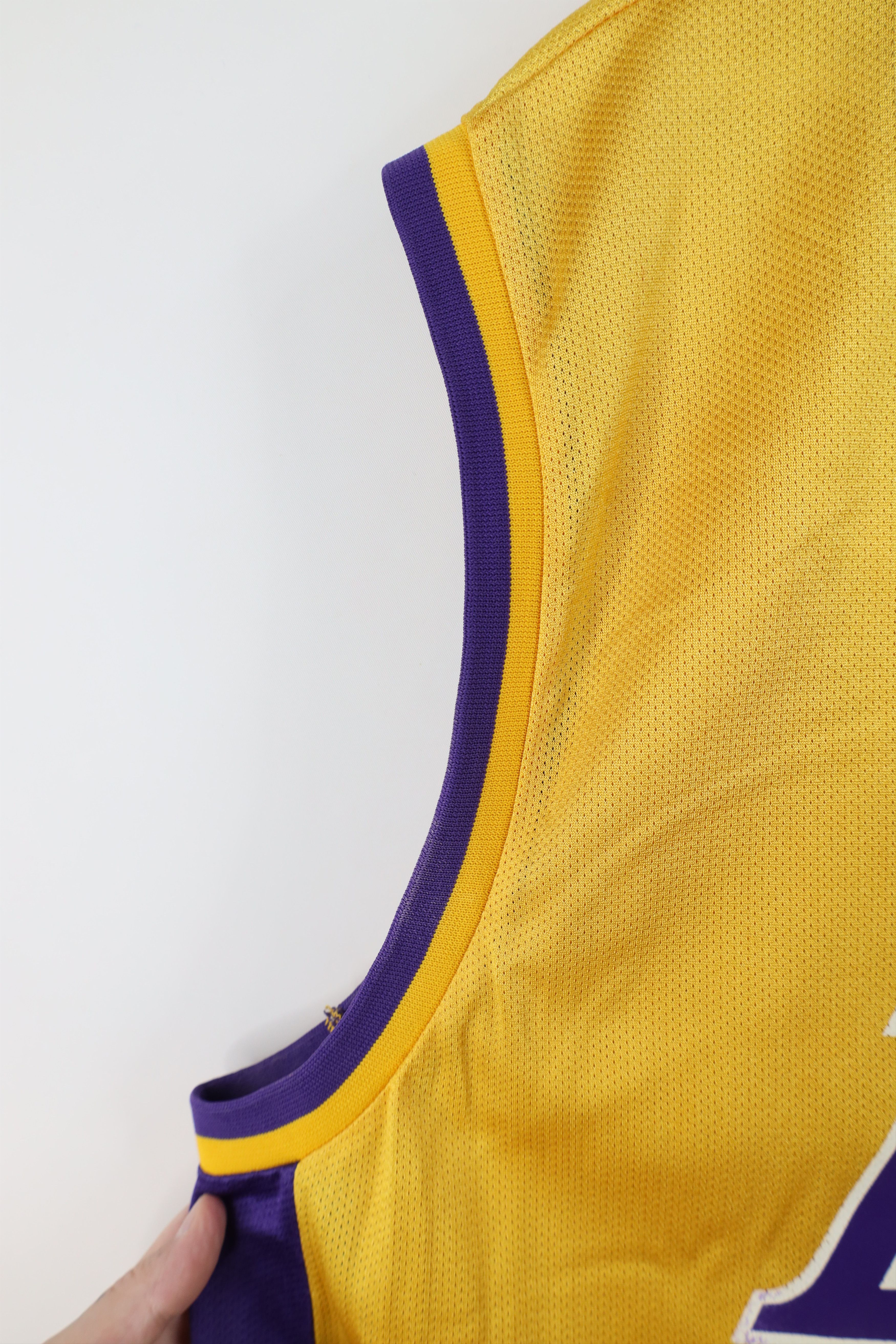 Champion Vintage 90s Champion Kobe Bryant Los Angeles Lakers Jersey Size US L / EU 52-54 / 3 - 8 Thumbnail