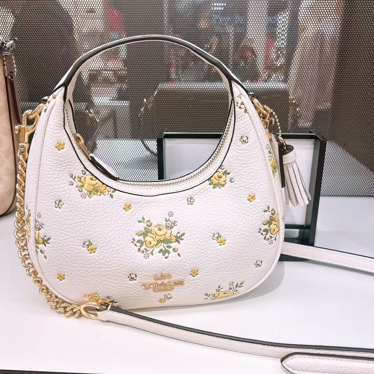 Coach Carmen Mini Crossbody Bag With Floral Print Cak90 in Gold, Women's