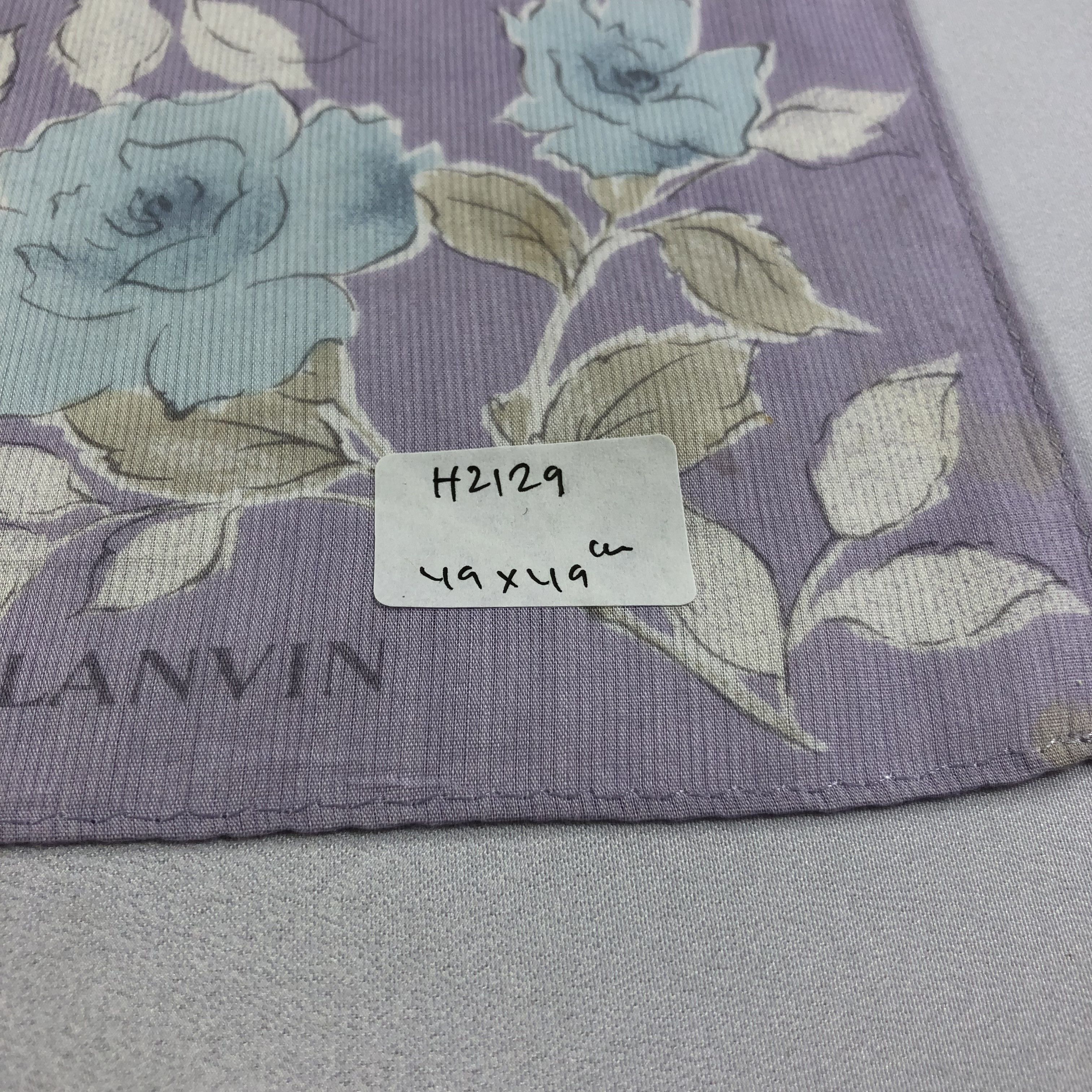 Lanvin × Vintage Lanvin Roses Handkerchief Neckerchief Bandana H2129 Size ONE SIZE - 11 Thumbnail