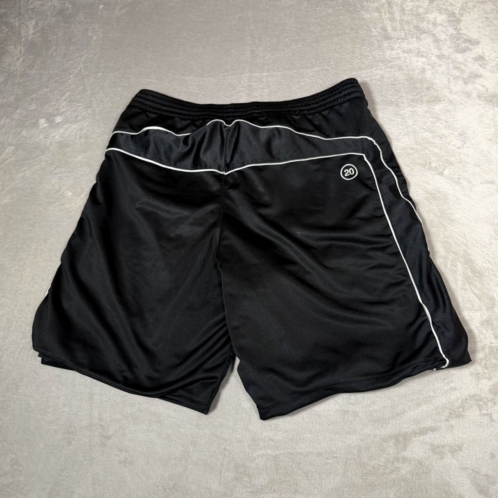 Nike VINTAGE Nike Basketball Shorts Mens XL Black Satin Lined Pockets Drawstring 90s Retro Logo Sports Size US 36 / EU 52 - 5 Thumbnail