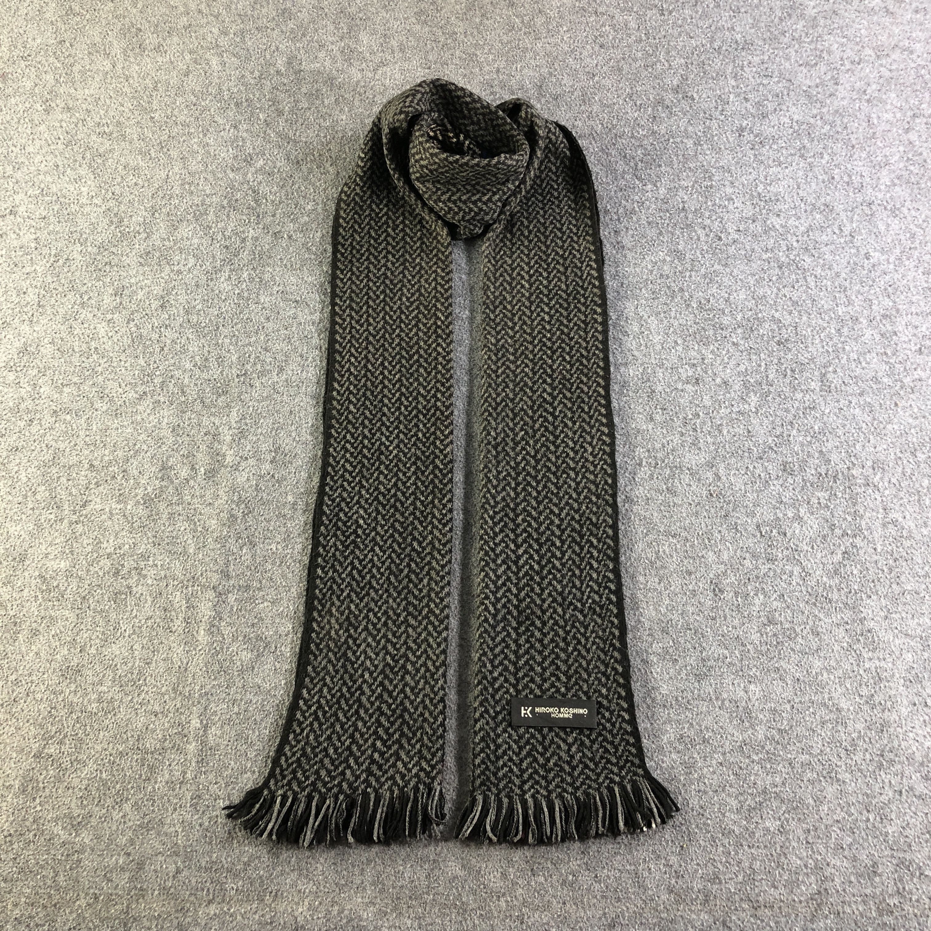 Hiroko Koshino Homme Hiroko Koshino Wool Scarf Muffler Neckwear V2745 Size ONE SIZE - 1 Thumbnail