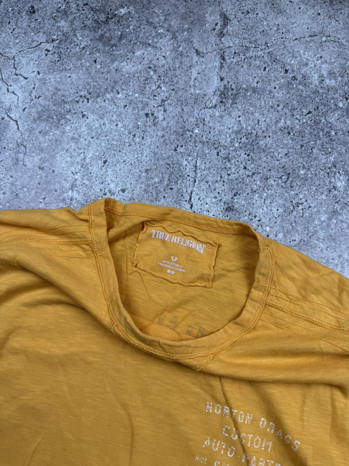True Religion Vintage True Religion Drugs long sleeve big logo size XL Size US M / EU 48-50 / 2 - 7 Thumbnail