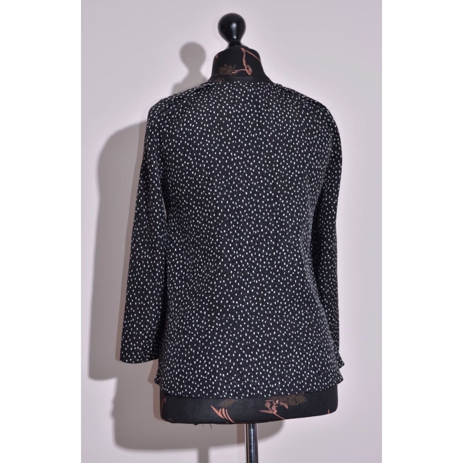 Sandro Sandro Blouse Women Black Viscose Top Size S / 2-1 Blouse Sandro Womens Black Viscose Top Blouse Size S Size S / US 4 / IT 40 - 4 Thumbnail