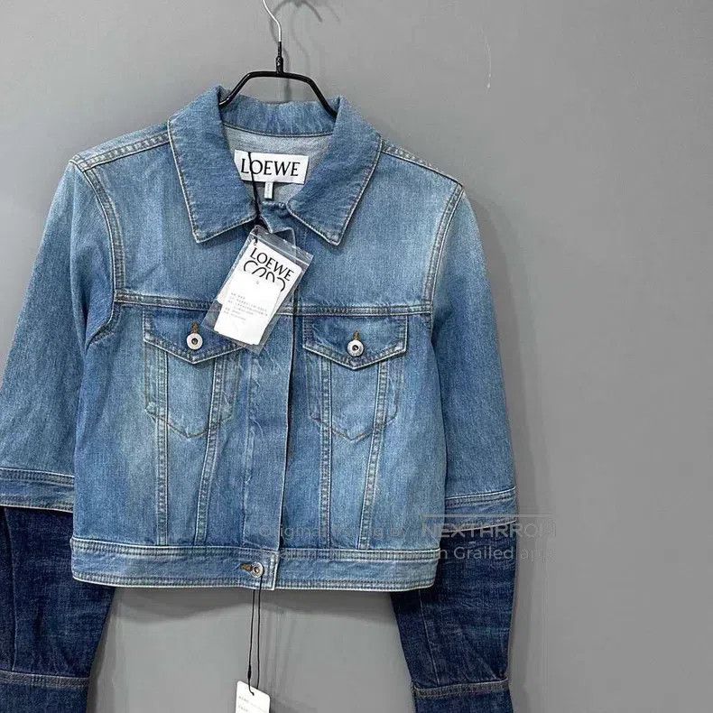Loewe Loewe Leather Patch Logo Two-Tone Sleeve Denim Jacket Size XS / US 0-2 / IT 36-38 - 2 Thumbnail