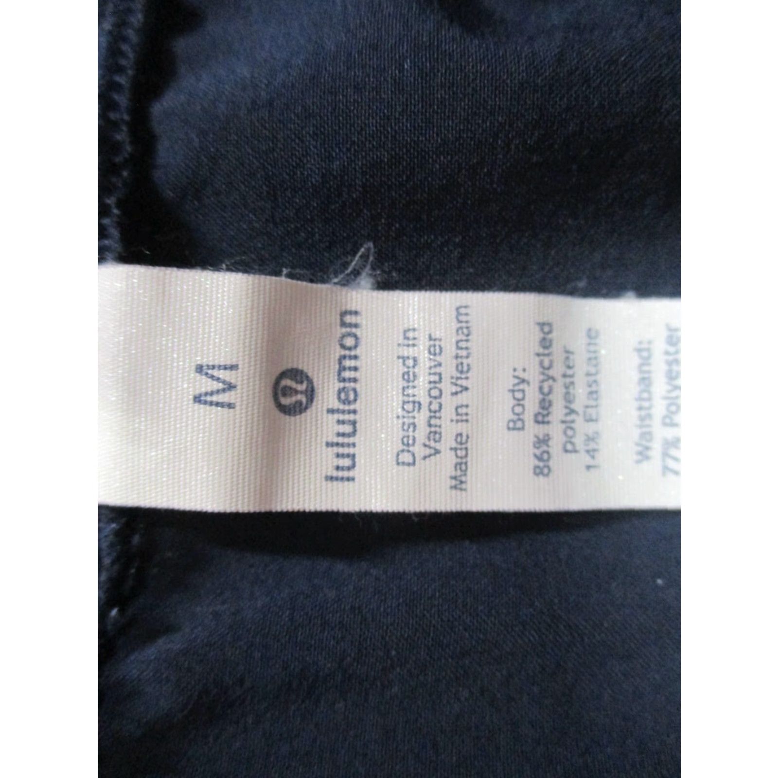 Lululemon Lululemon Men’s Pace Breaker Short Linerless 10" Navy Blue Size Medium - Activewear, Athletic, Space Theme, Inseam 10 in, Regular, Men Size US 31 - 7 Thumbnail